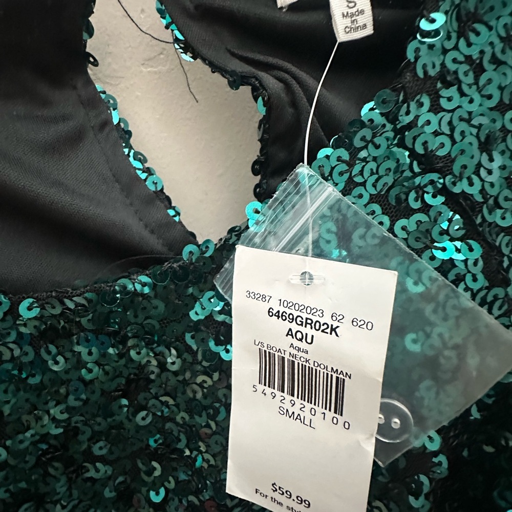 NWT En Crème Sequins Crop Teal Women's Top - Picture 2 of 3